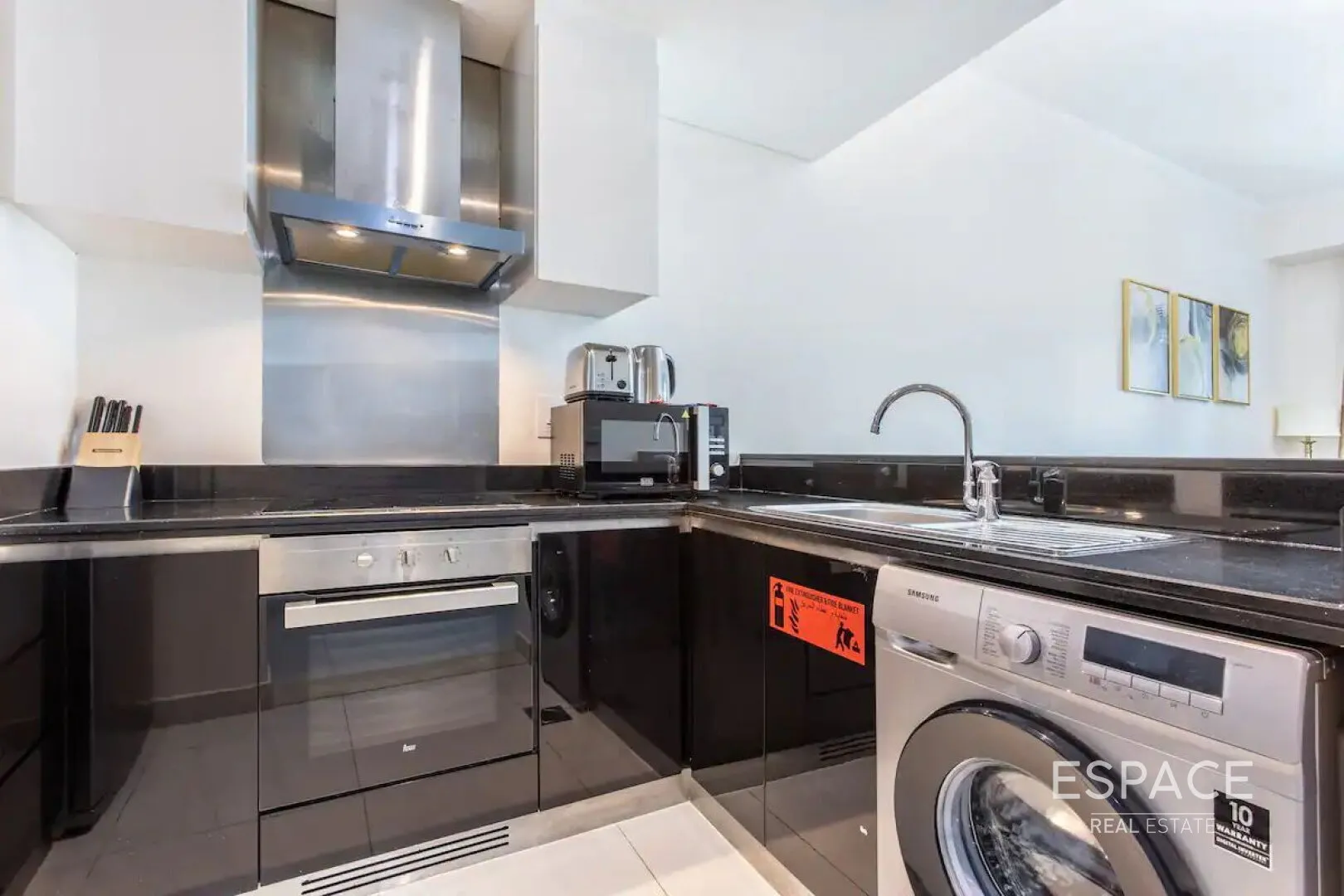 single static gallery