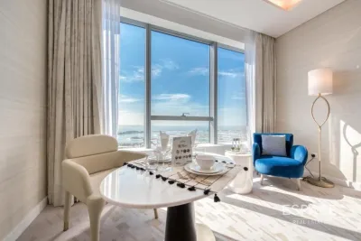 Palm Tower, Palm Jumeirah, Dubai - Espace