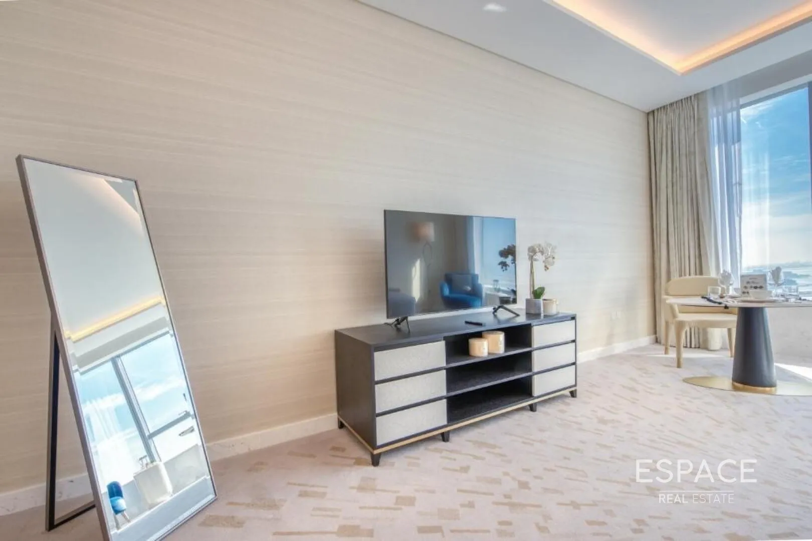 single static gallery