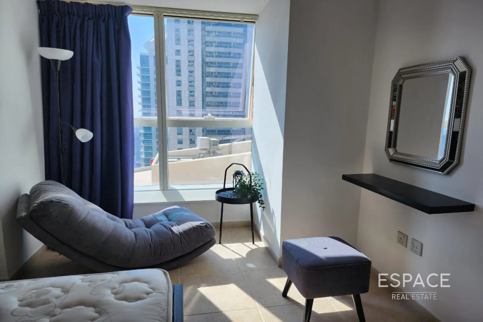 PropertiesGalleryCamera