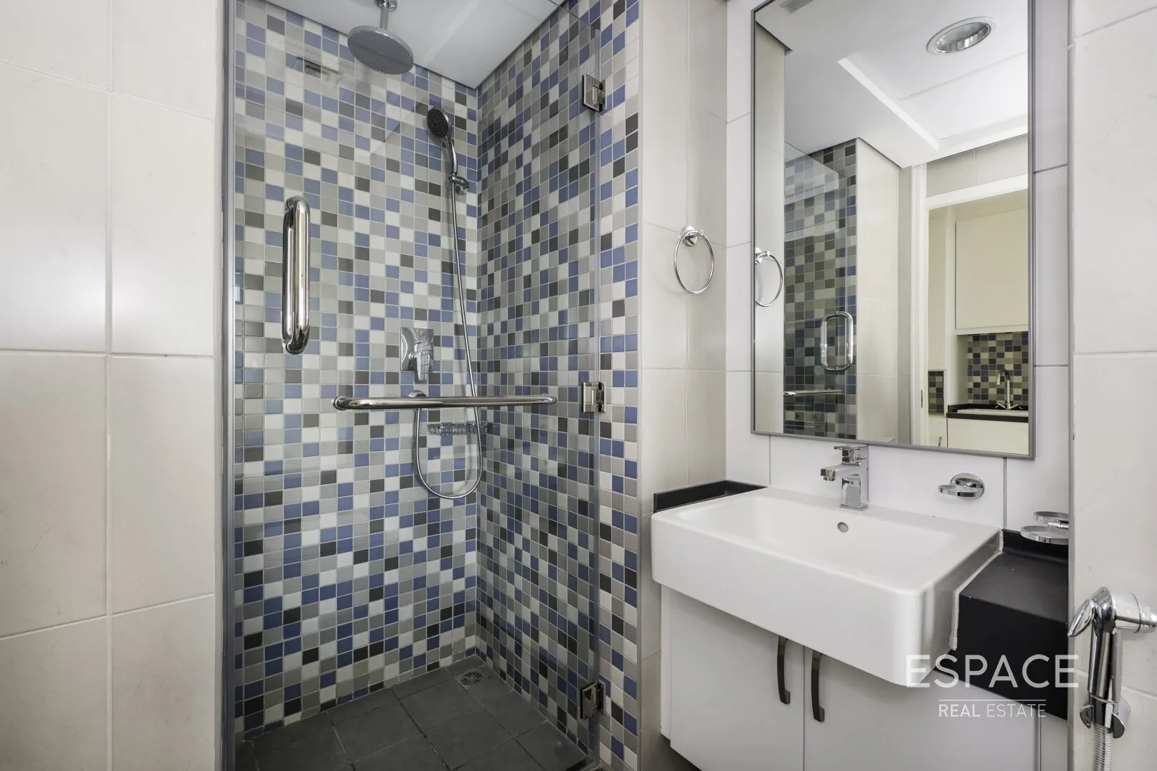 single static gallery