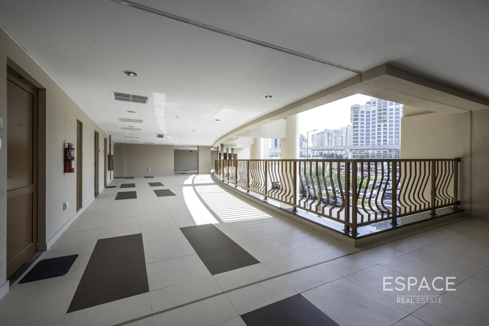 PropertiesGalleryCamera