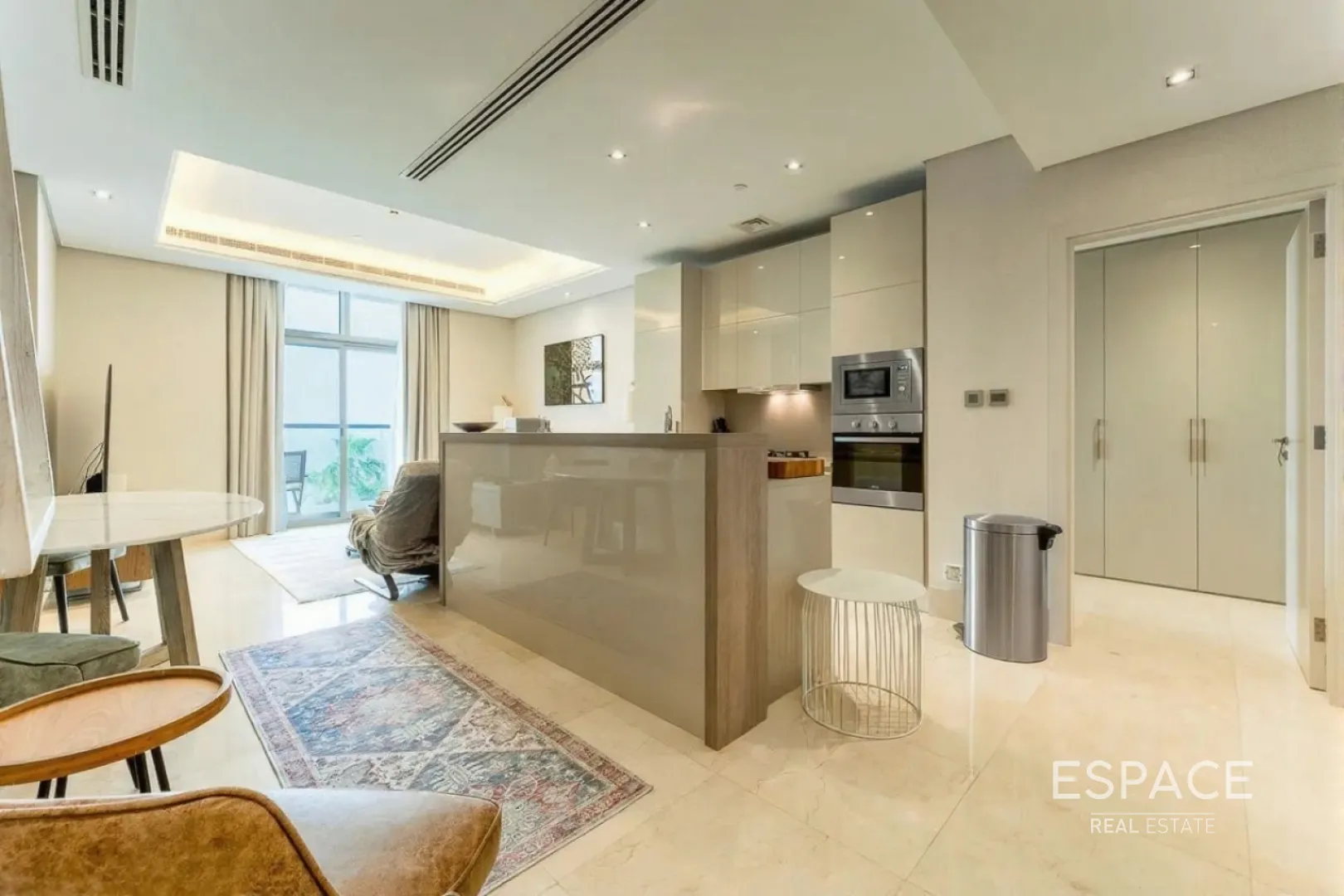 single static gallery