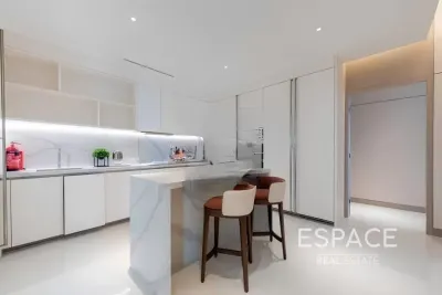 Five Luxe, Jumeirah Beach Residence, Dubai - Espace
