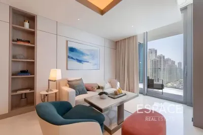 Five Luxe, Jumeirah Beach Residence, Dubai - Espace
