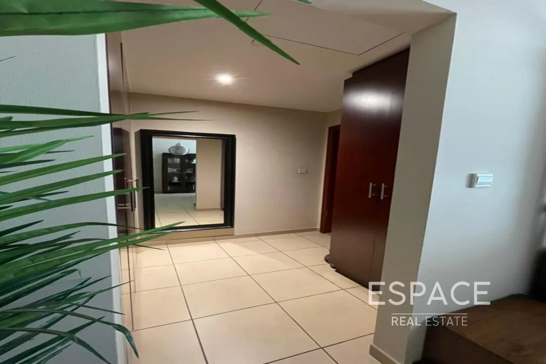 single static gallery