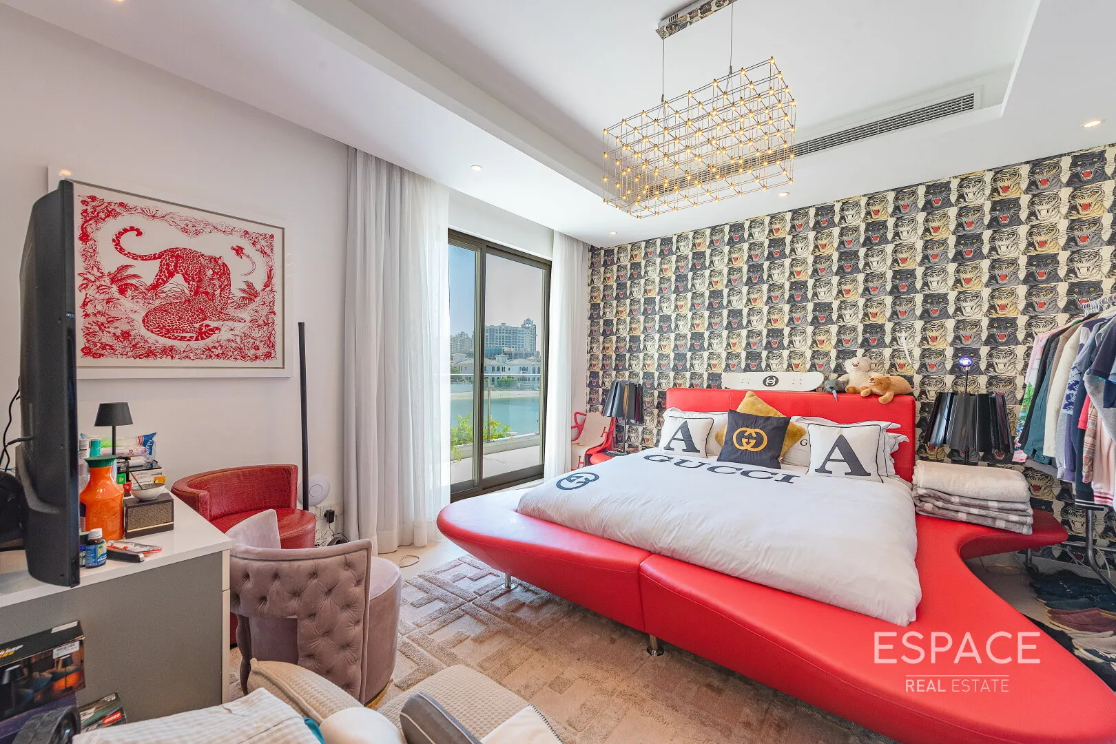 PropertiesGalleryCamera