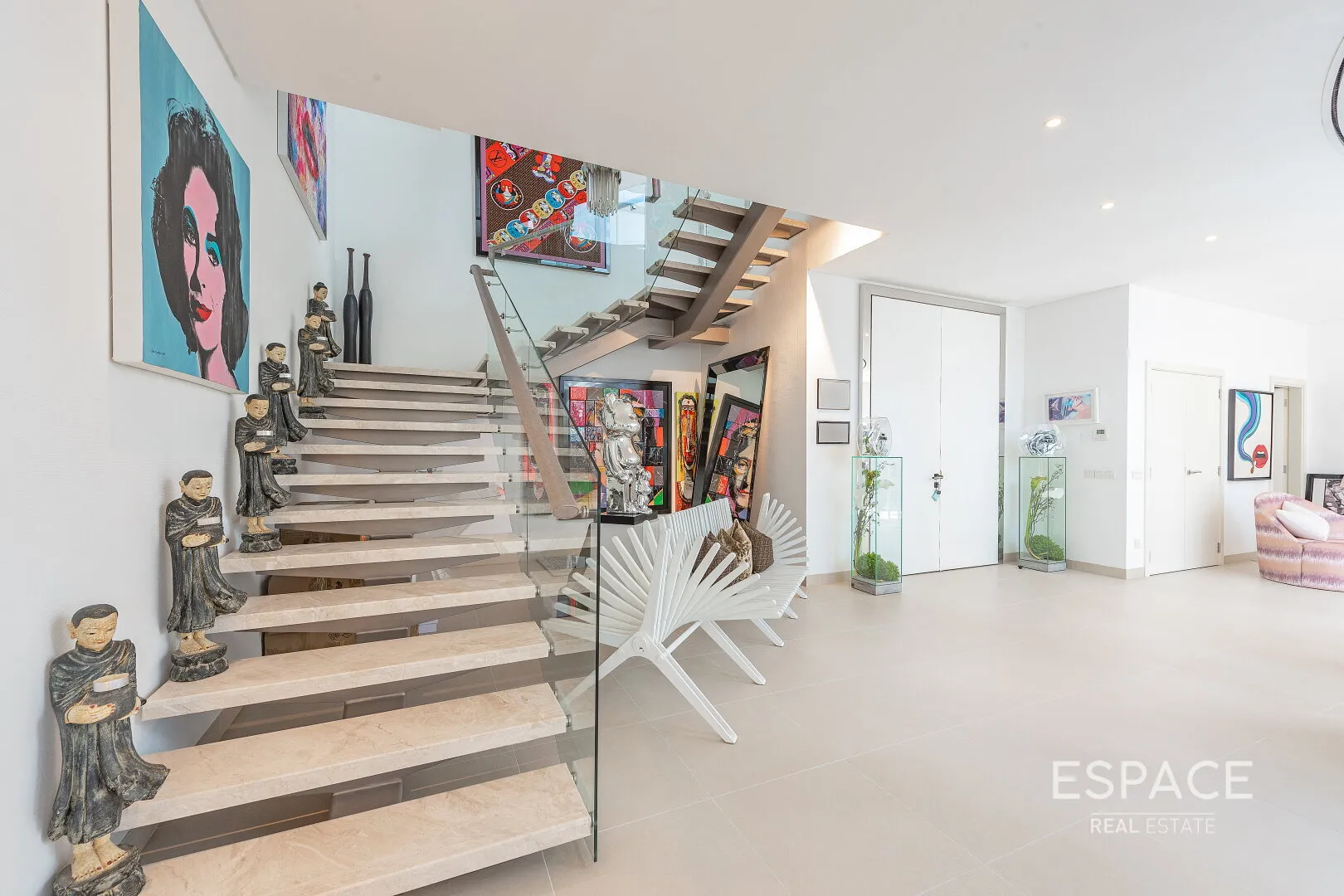 PropertiesGalleryCamera