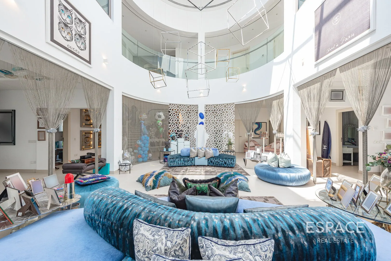 single static gallery