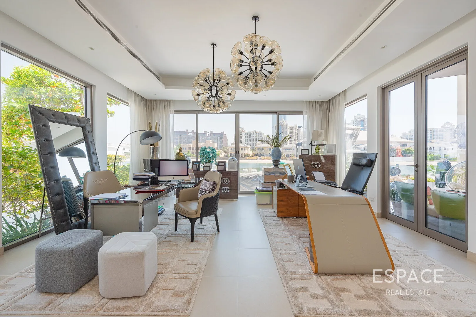 single static gallery