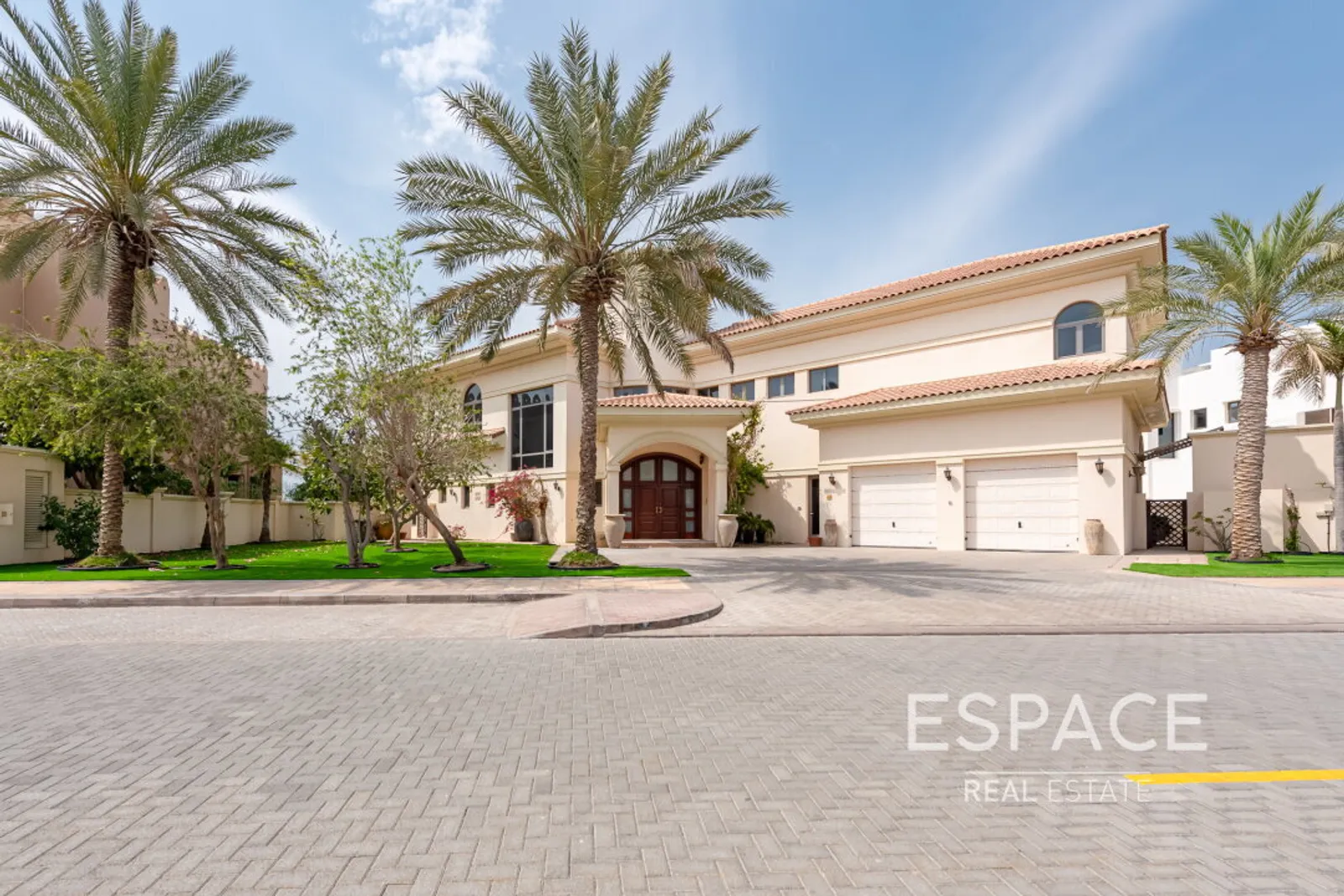 PropertiesGalleryCamera