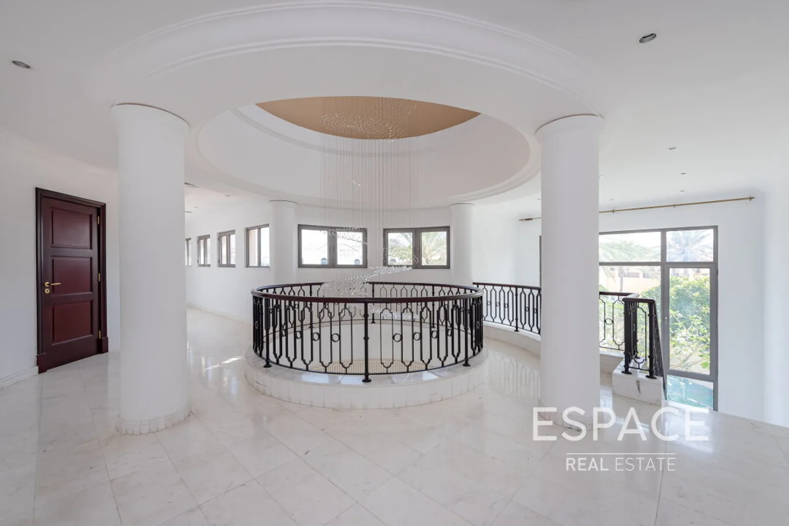 PropertiesGalleryCamera