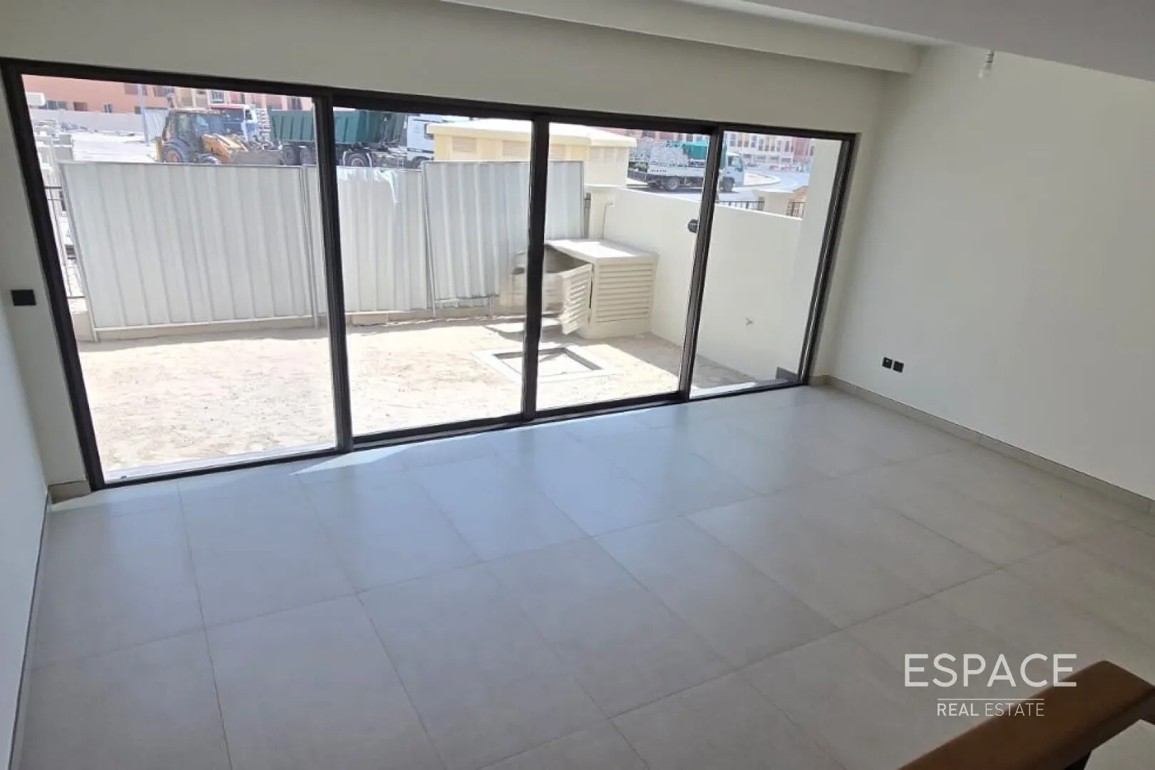 single static gallery