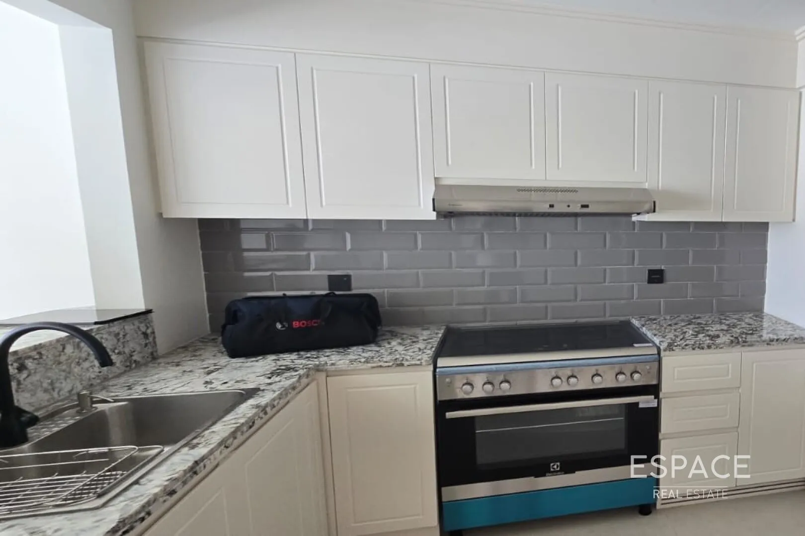 single static gallery