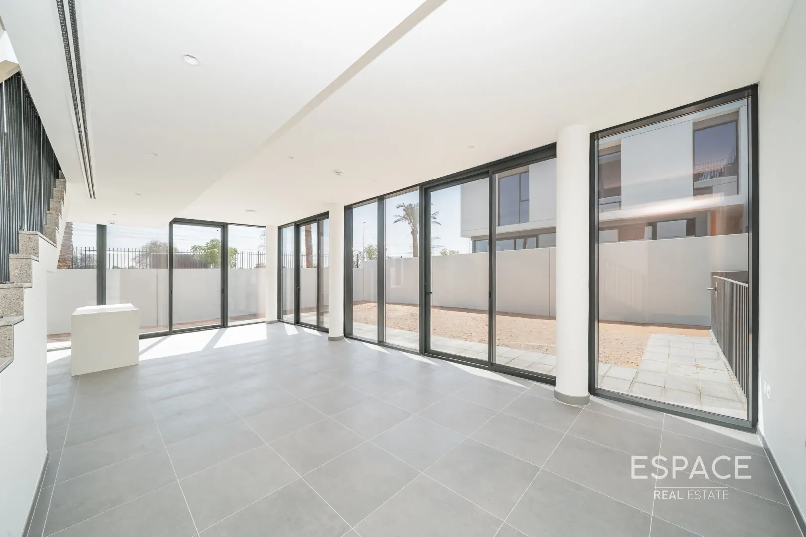 single static gallery