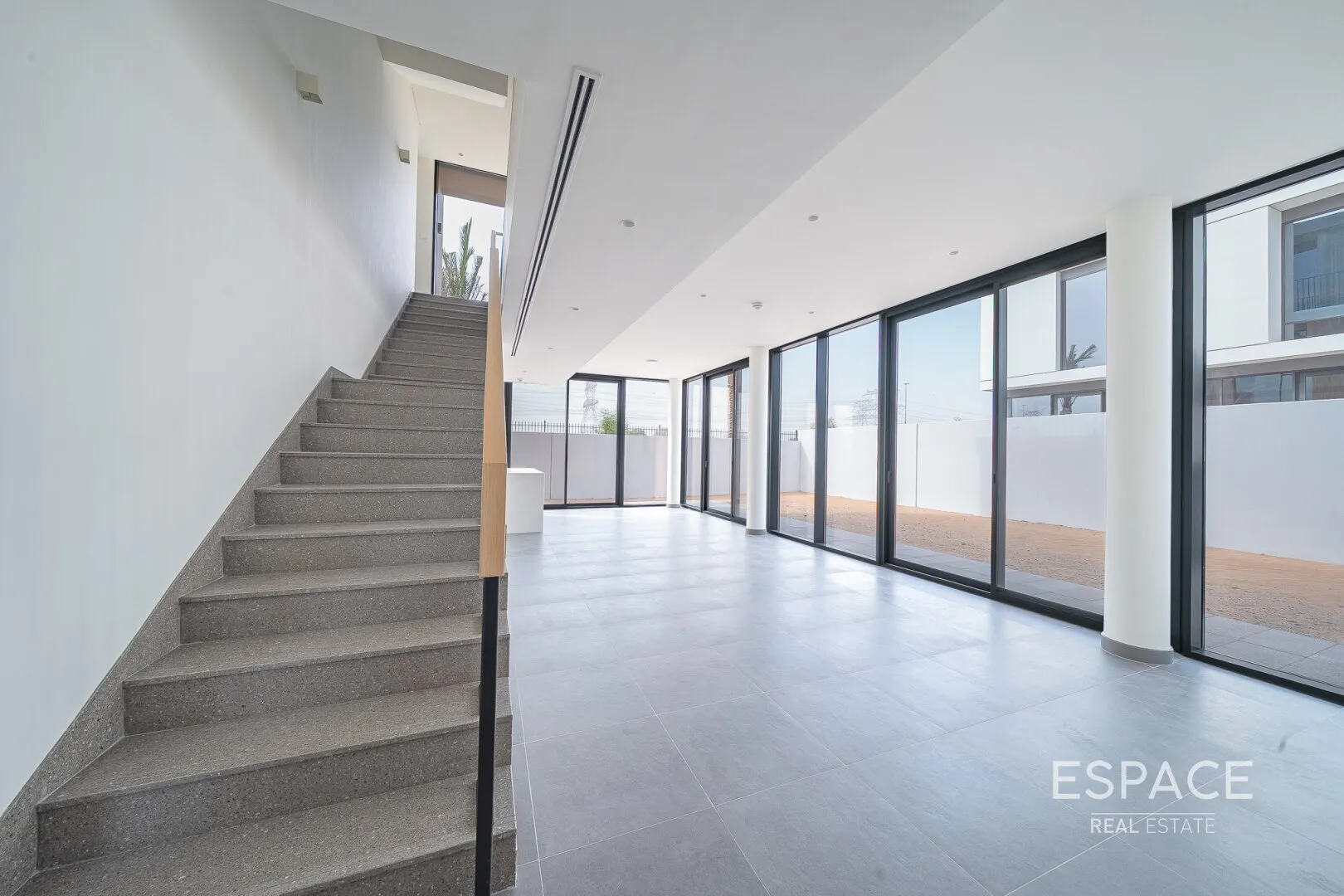 single static gallery