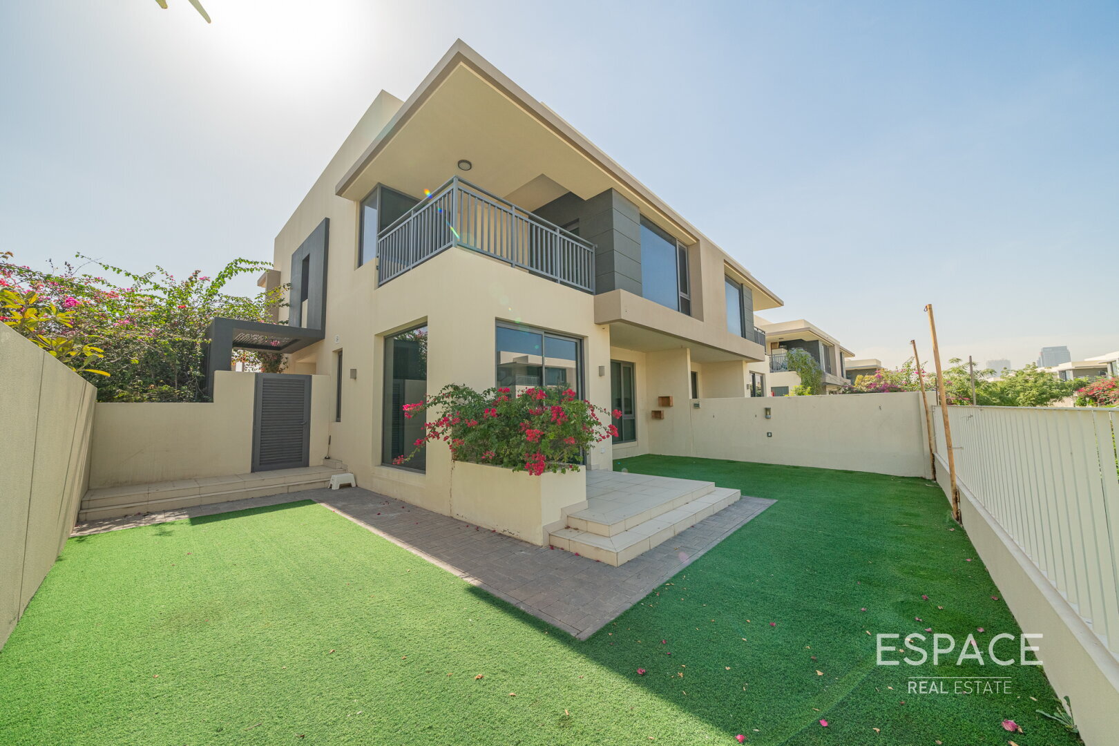 single static gallery