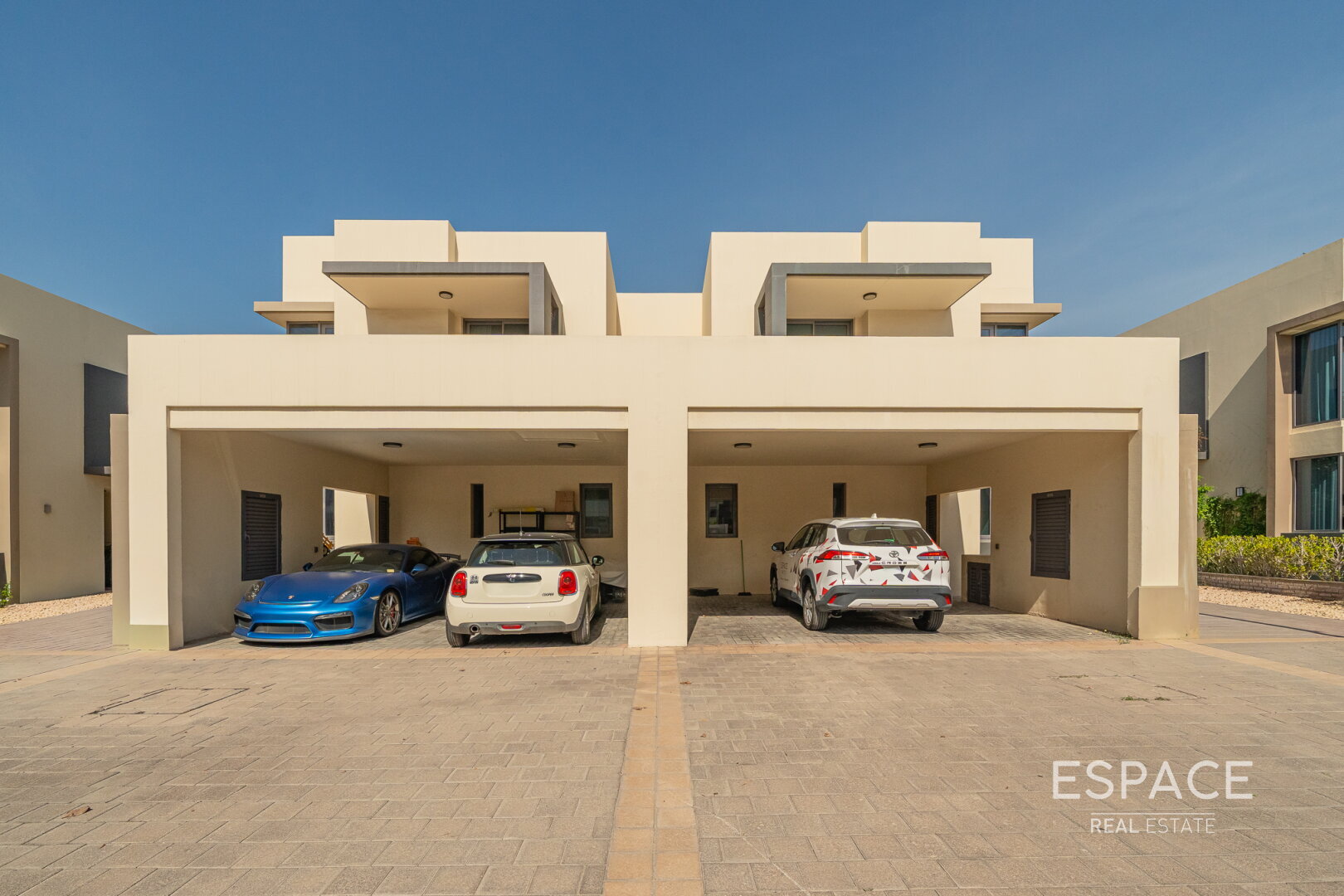 PropertiesGalleryCamera