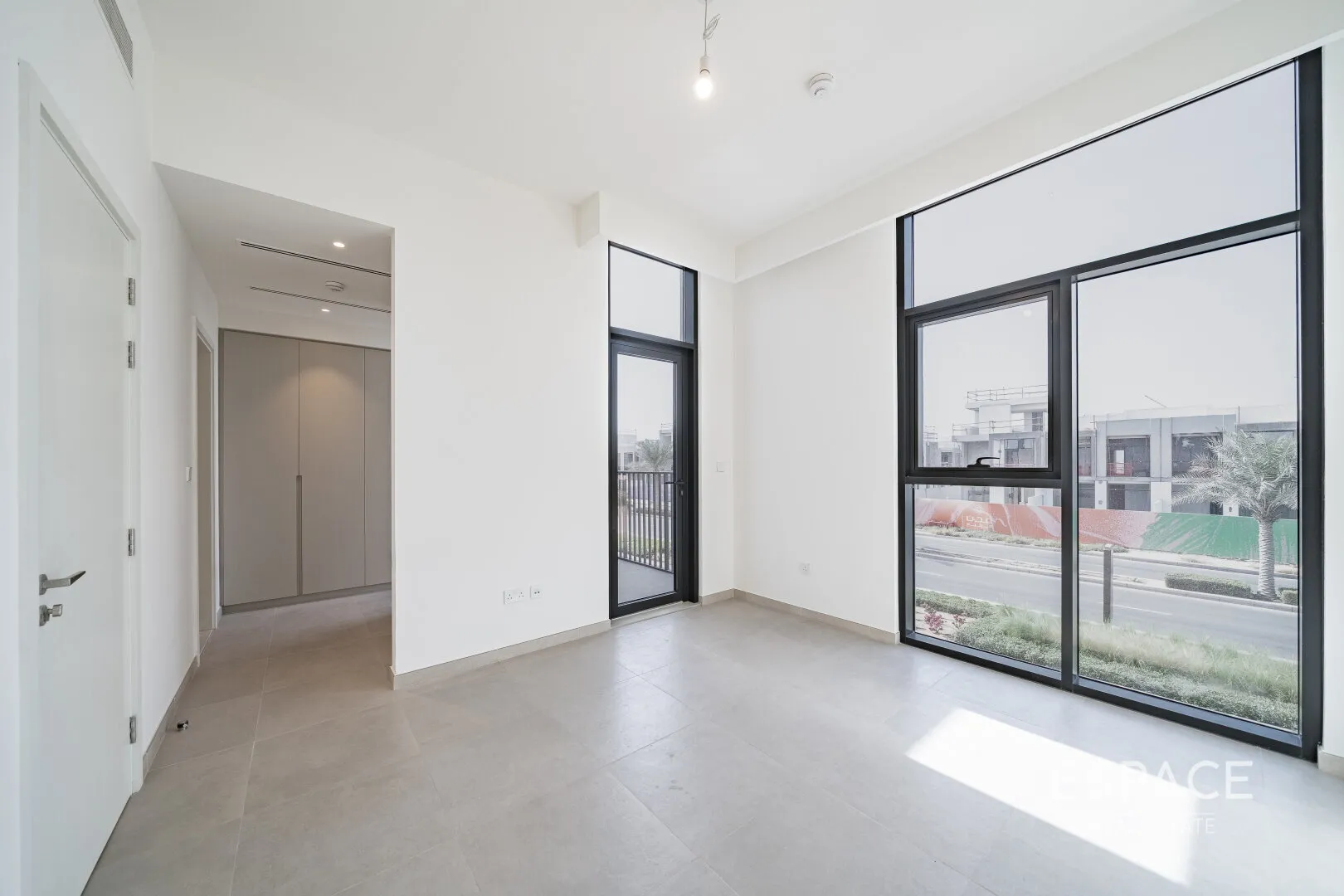 single static gallery