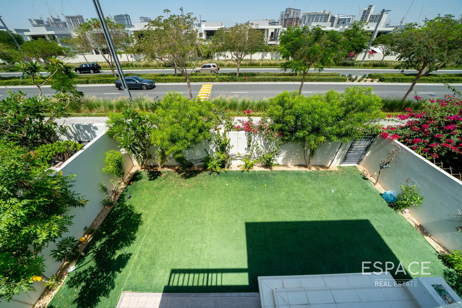 PropertiesGalleryCamera