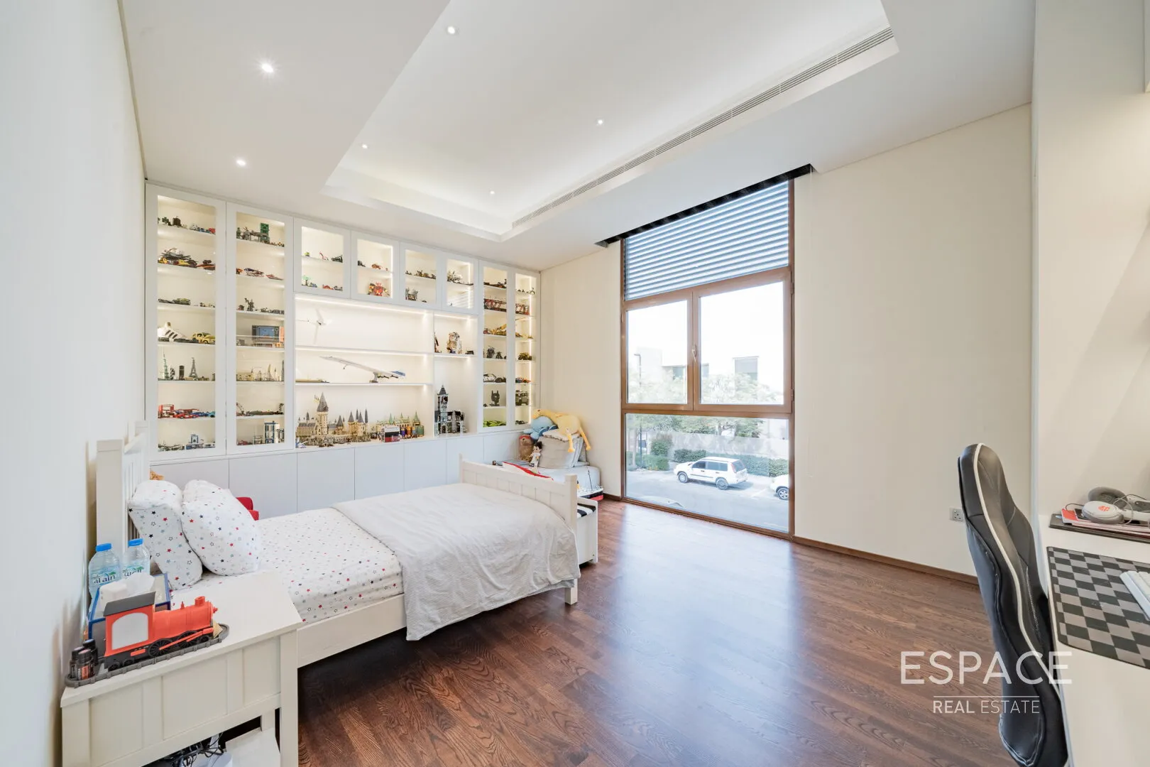 PropertiesGalleryCamera