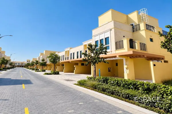 Malta, Damac Lagoons, Dubai - Espace