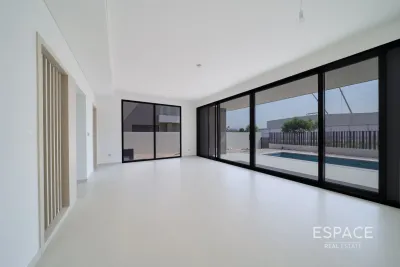 Jebel Ali Village Villas, Jebel Ali, Dubai - Espace