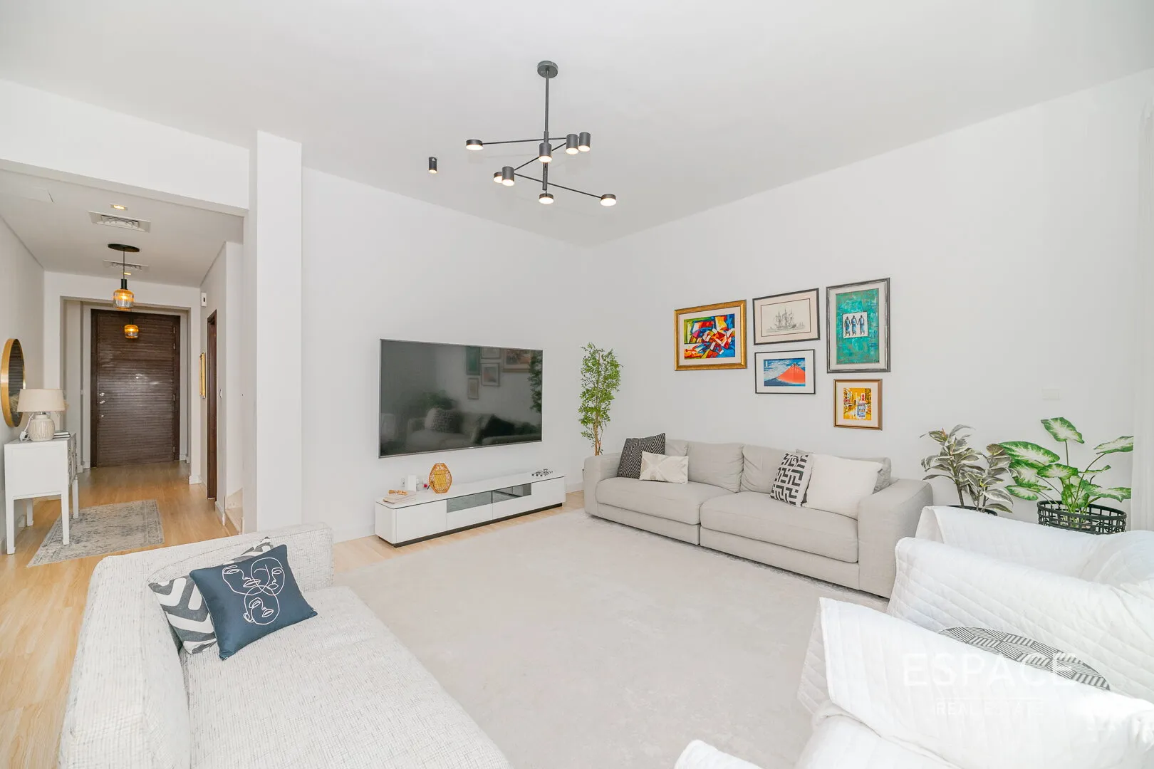 single static gallery