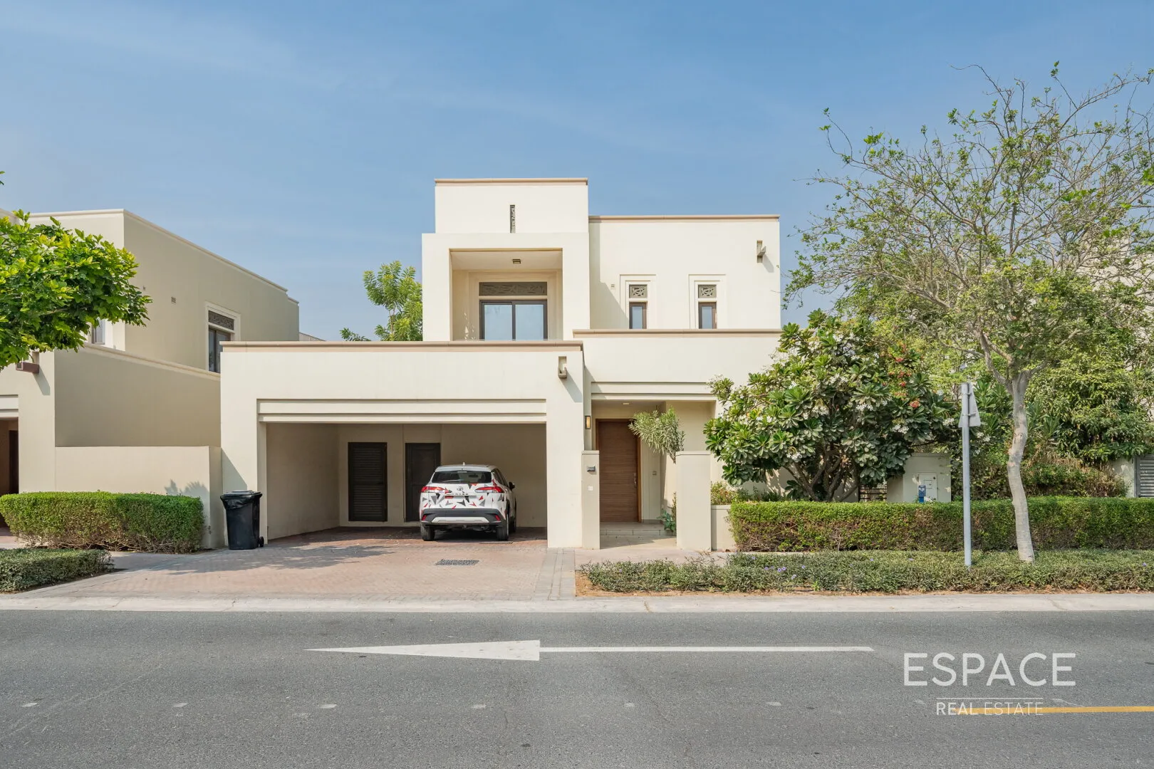 PropertiesGalleryCamera