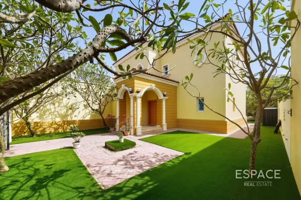 Legacy, Jumeirah Park, Dubai - Espace