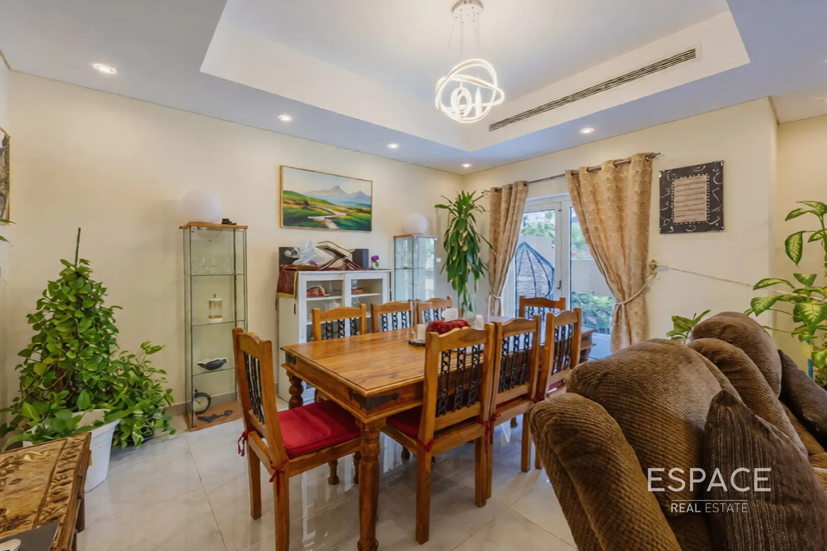 single static gallery