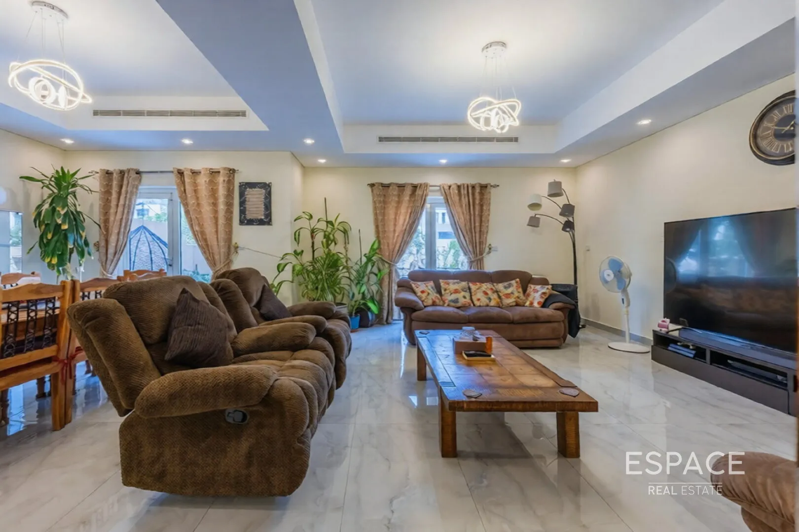 single static gallery