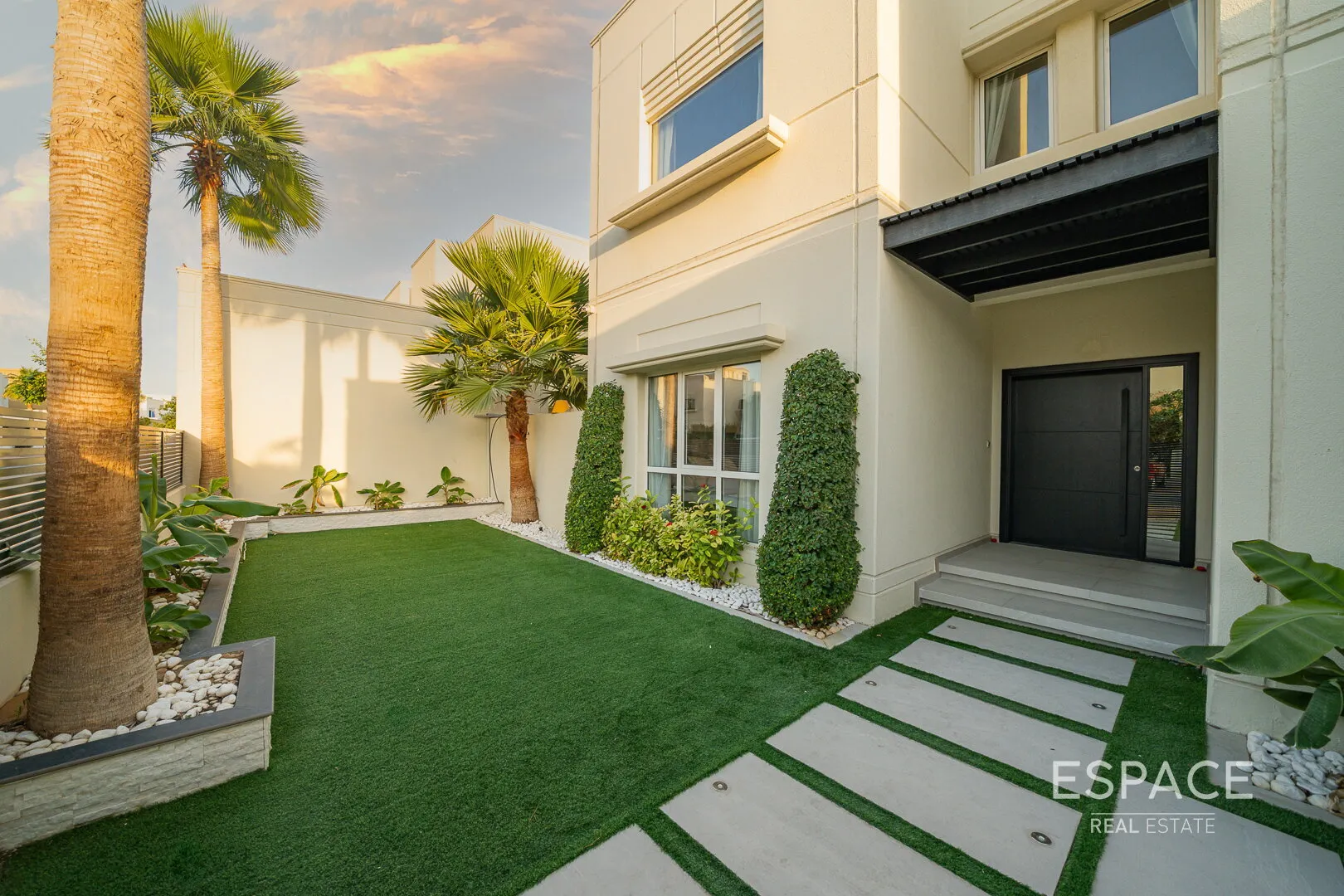 PropertiesGalleryCamera