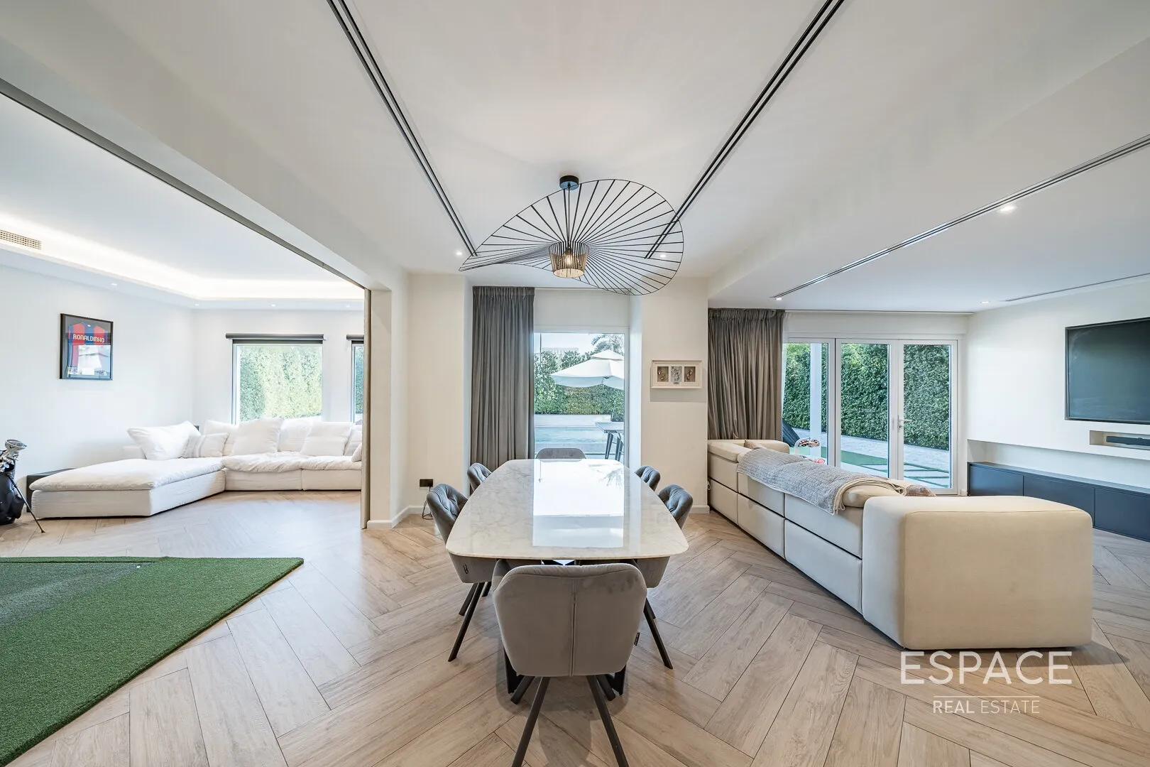 single static gallery