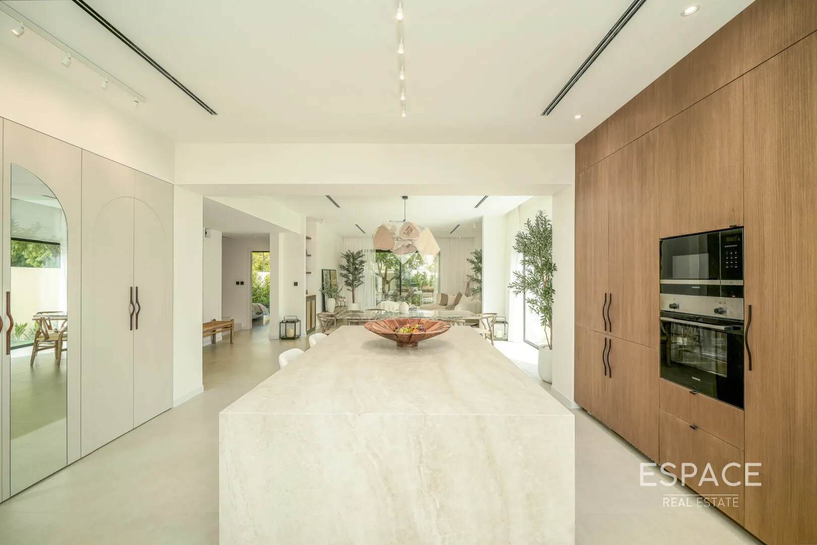 single static gallery
