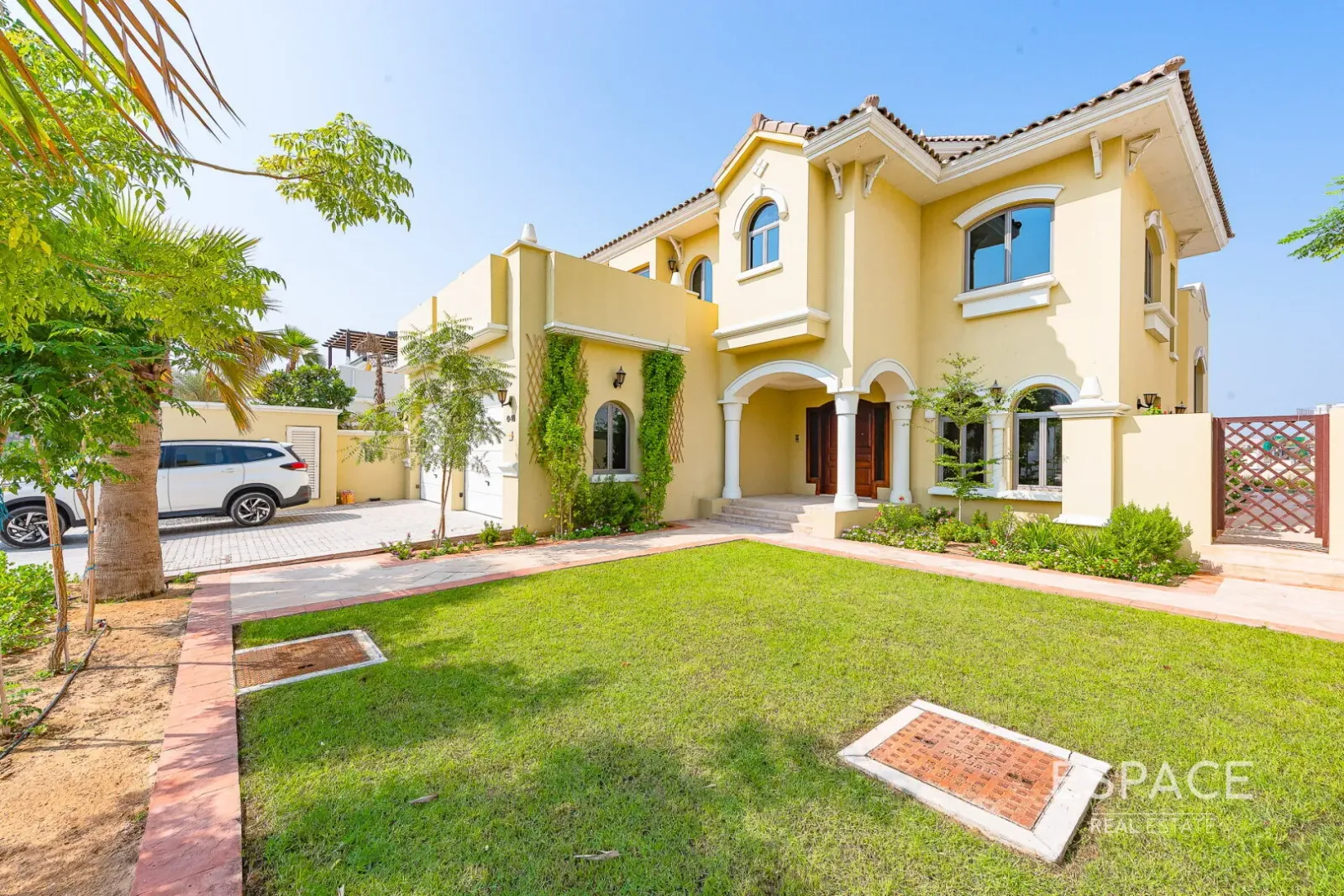 PropertiesGalleryCamera