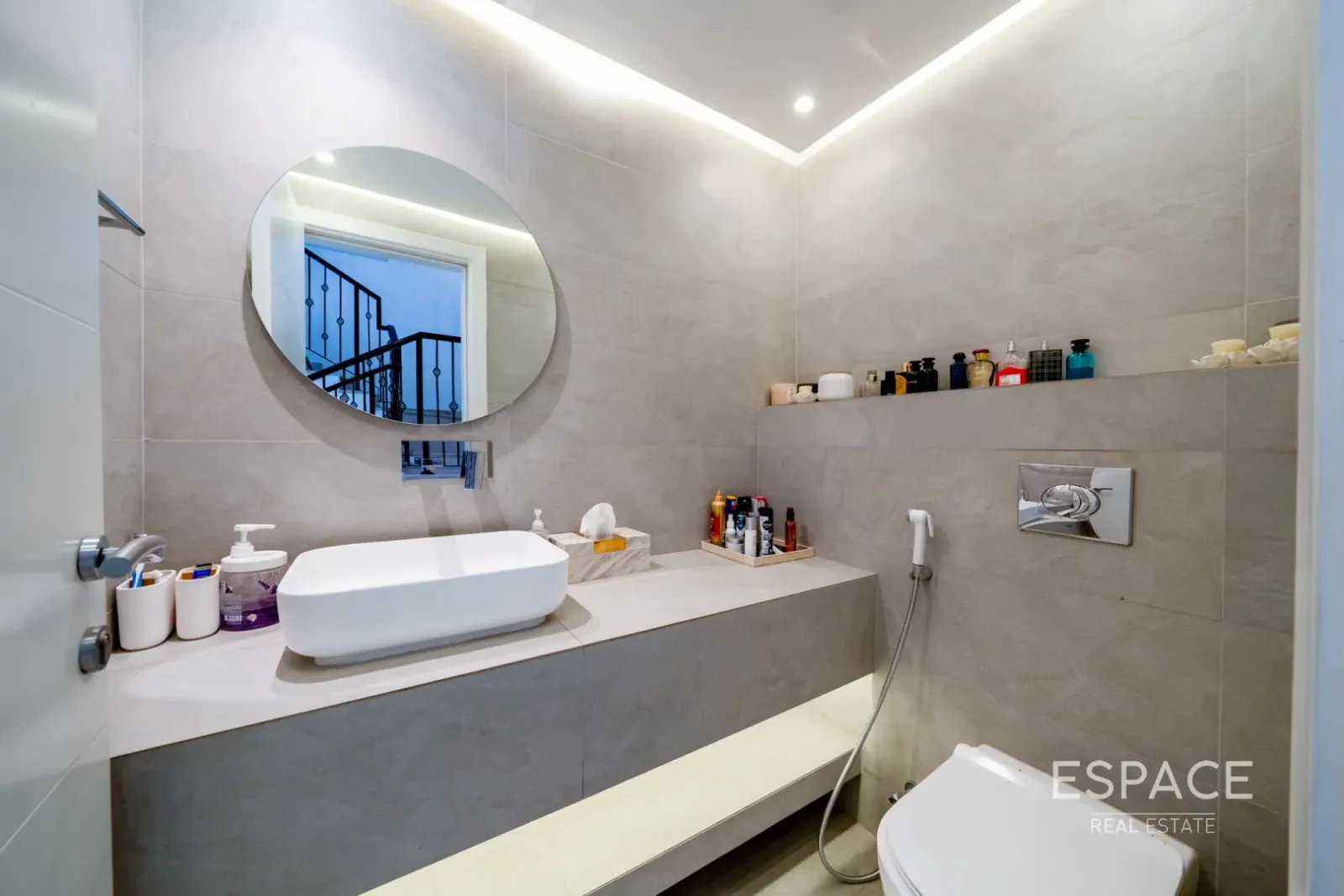 PropertiesGalleryCamera