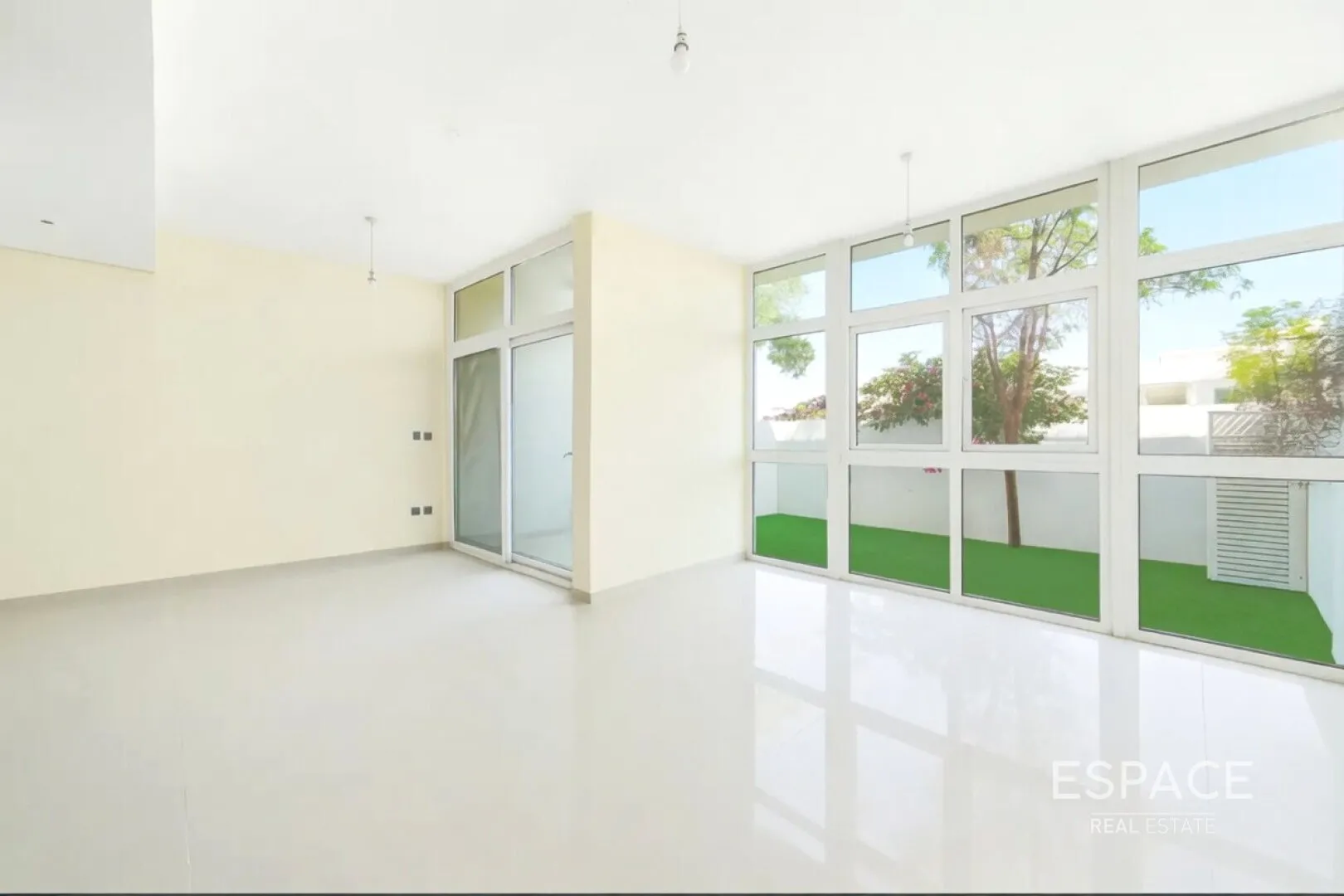 single static gallery