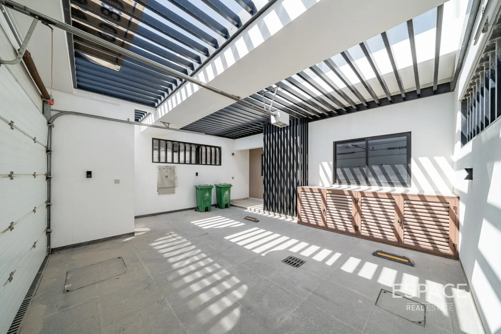 PropertiesGalleryCamera