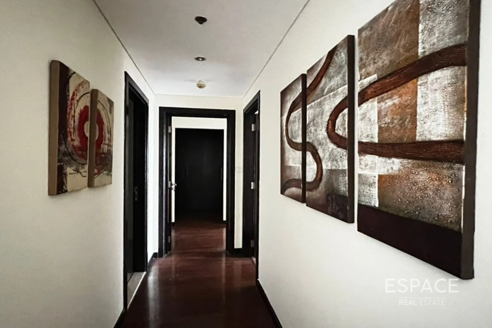 single static gallery