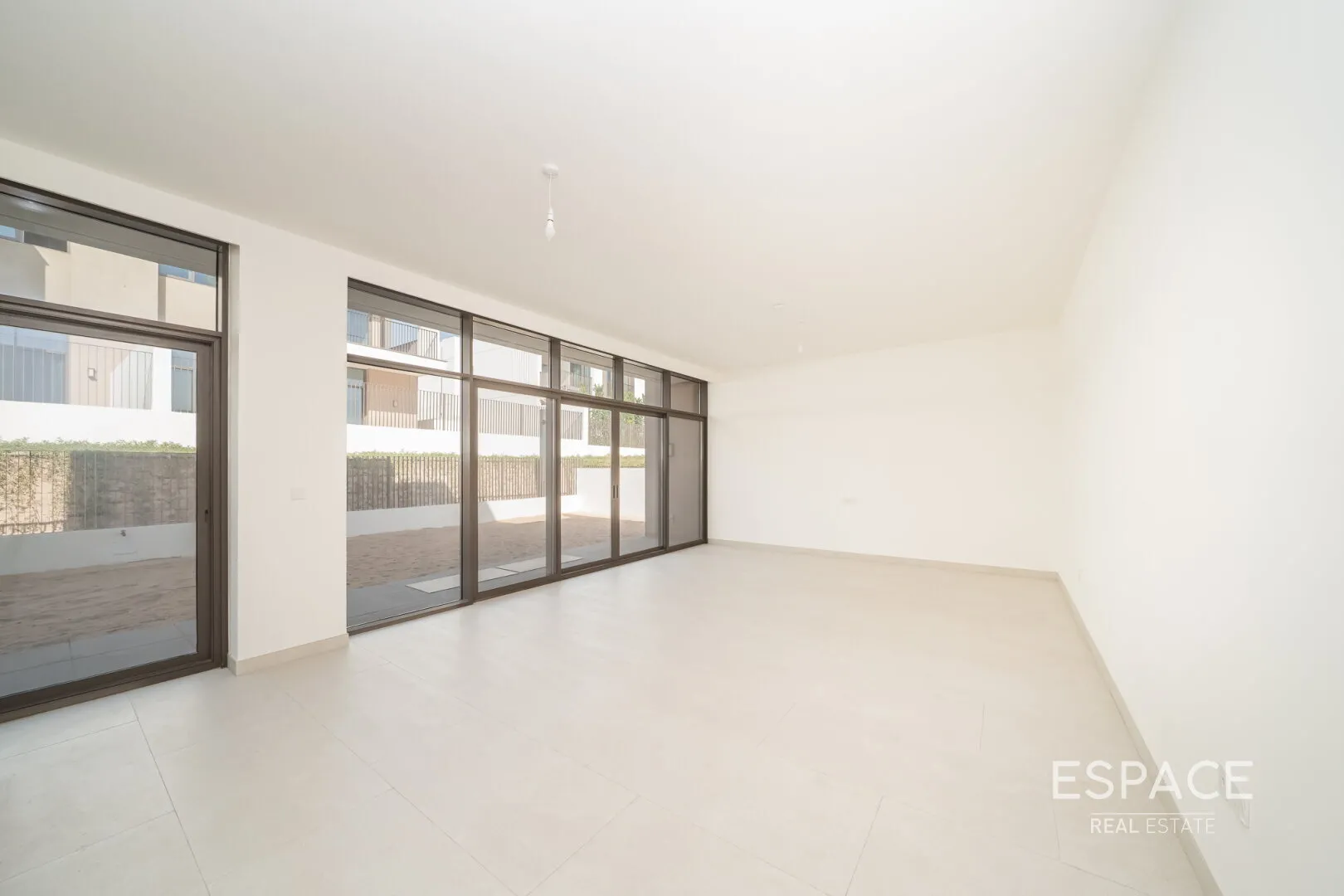 single static gallery