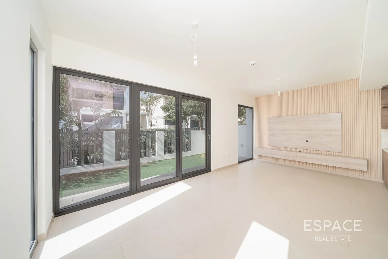 single static gallery