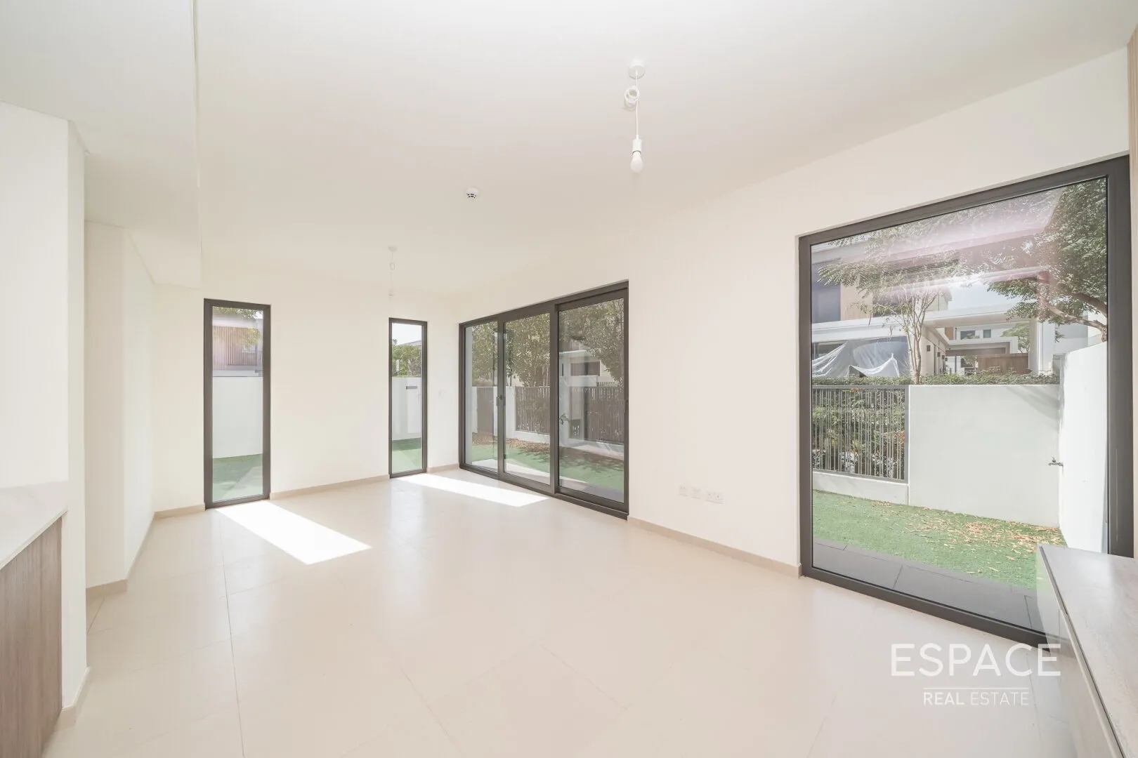 single static gallery