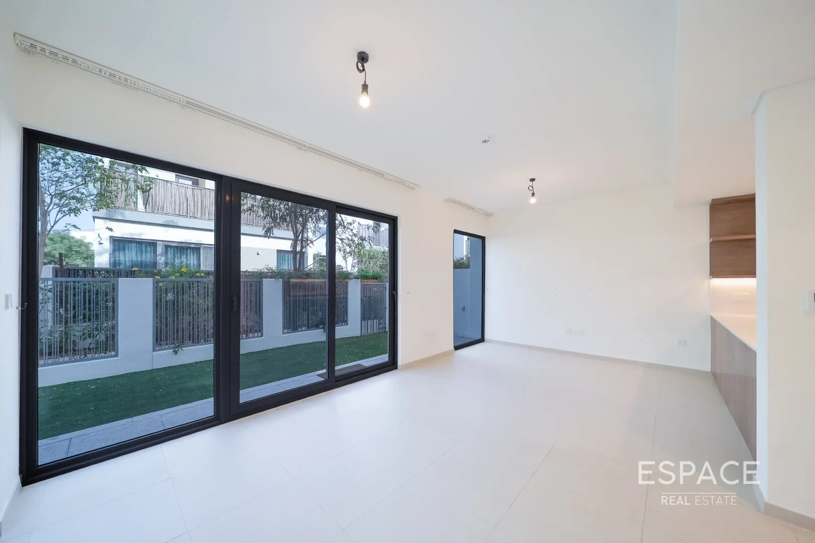 single static gallery