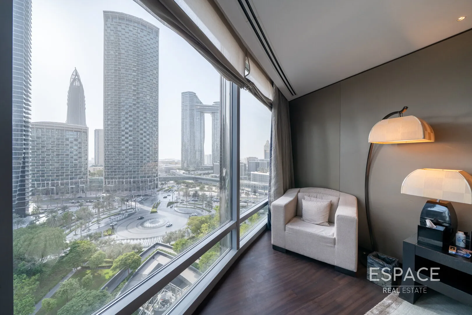PropertiesGalleryCamera