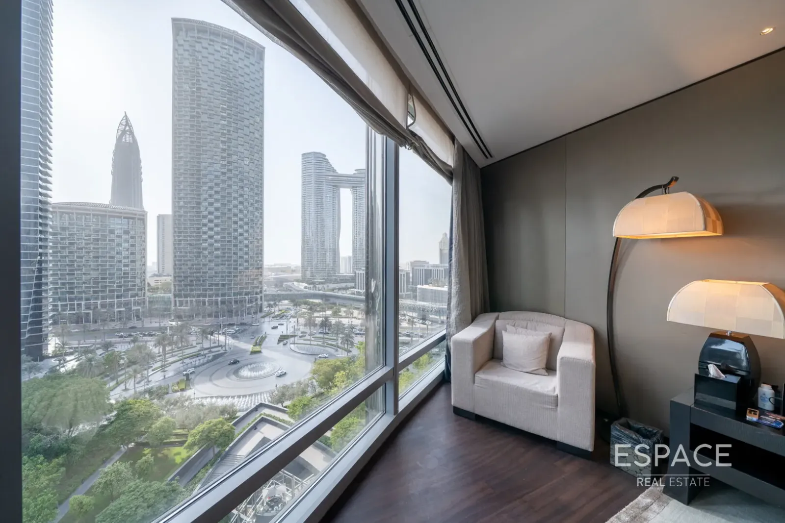 PropertiesGalleryCamera