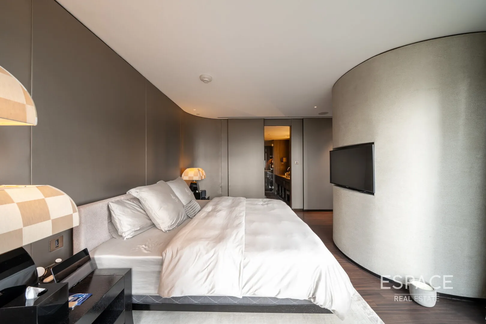 PropertiesGalleryCamera
