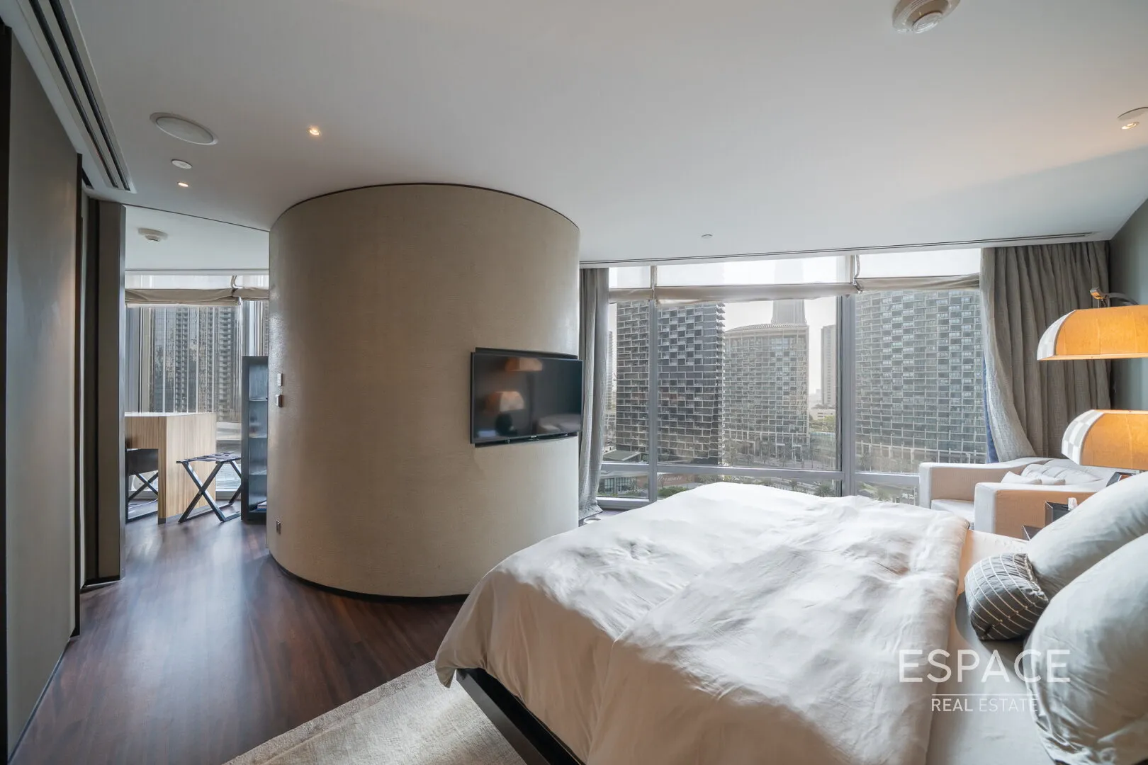PropertiesGalleryCamera
