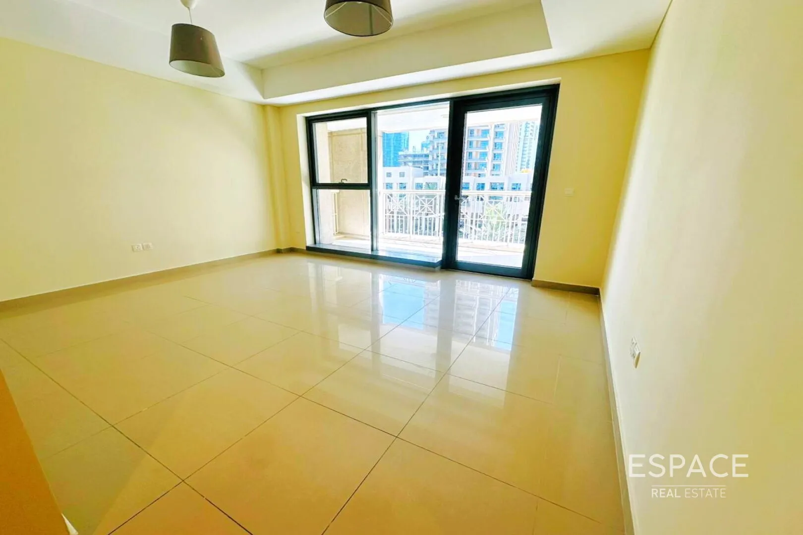 single static gallery