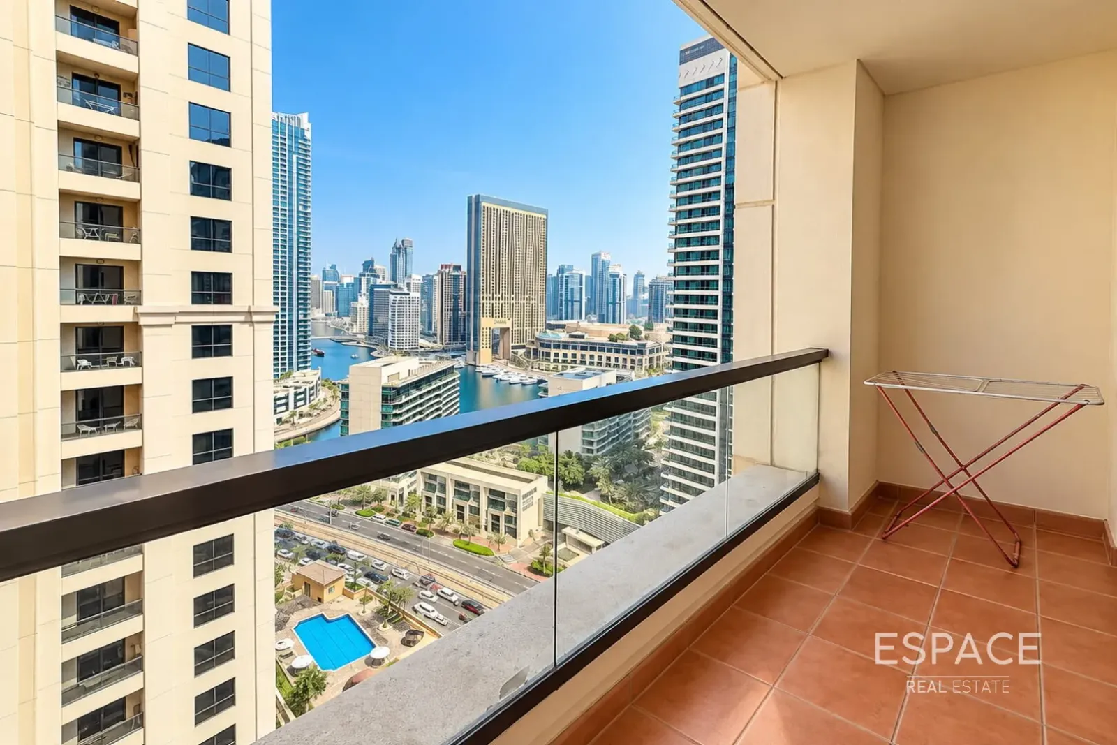 PropertiesGalleryCamera